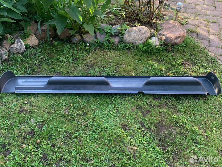 Левый порог для Hyundai tucson