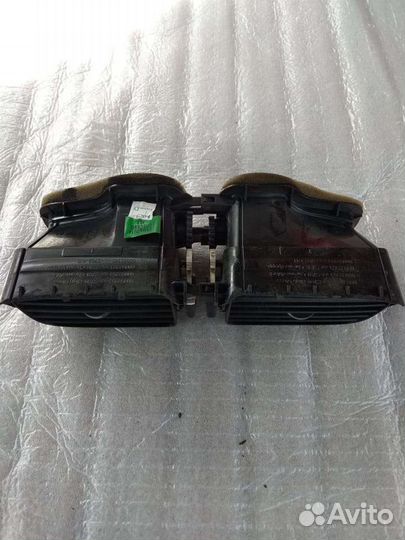 Центральный дефлектор volkswagen polo