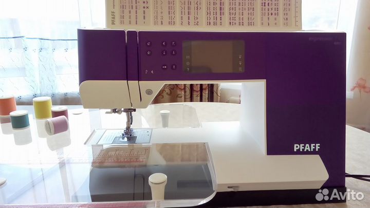 Швейная машина Pfaff Expression 710