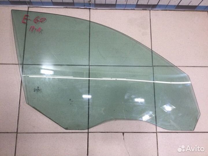 Стекло двери передней правой переднее правое Bmw