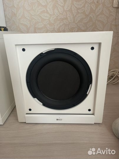 Сабвуфер KEF T2