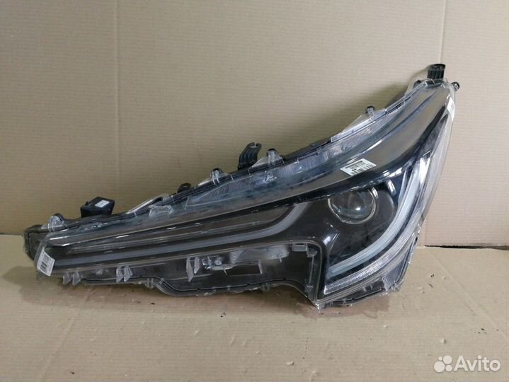 Фара toyota corolla nre210