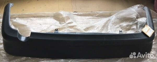 Бампер задний 5216905900 toyota avensis 97-03