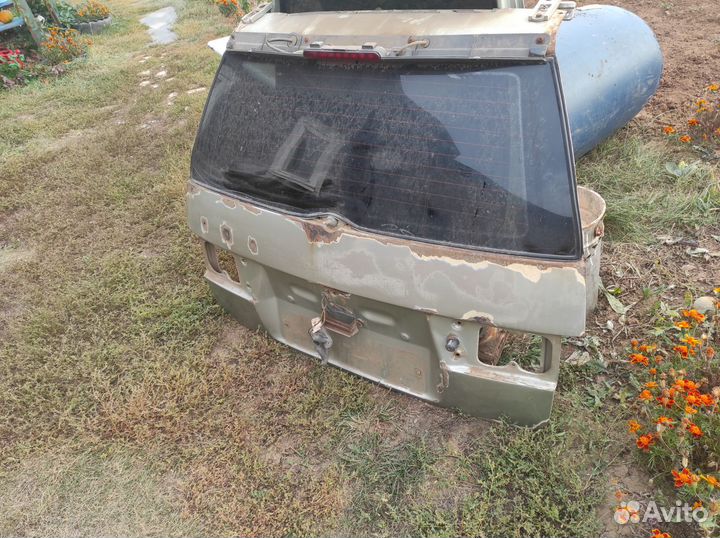 Крышка багажника ваз 2111