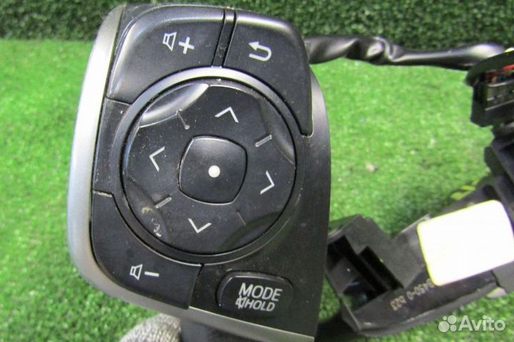 Блок кнопок Toyota / lexus Камри viii AVV50, в руль