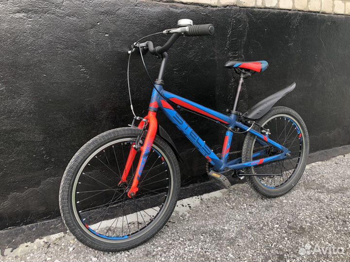 Велосипед Stels на 20 колесах алюминиевая рама