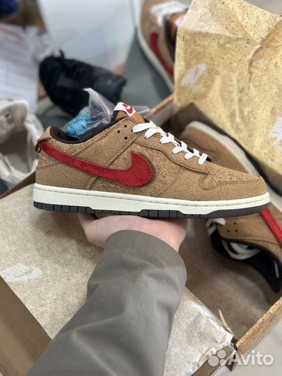 Кроссовки clot X nike dunk LOW cork