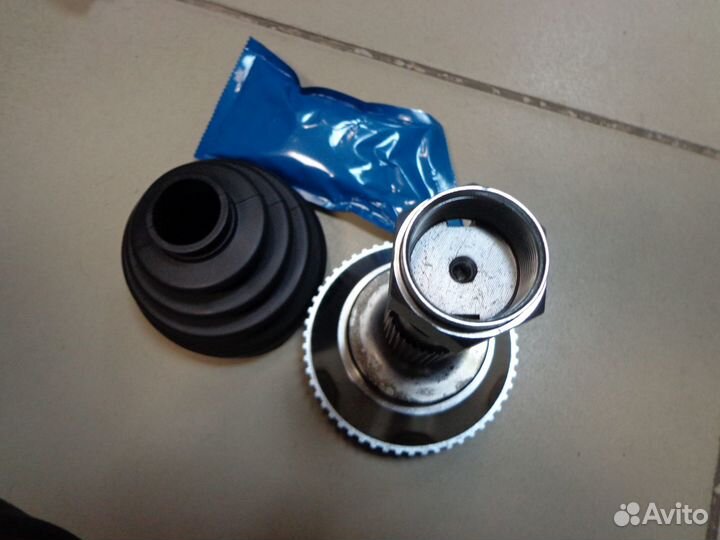 Шрус наружний на Toyota Corolla