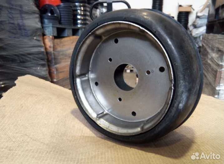 Каток (колесо) на культиватор 300х100 крн