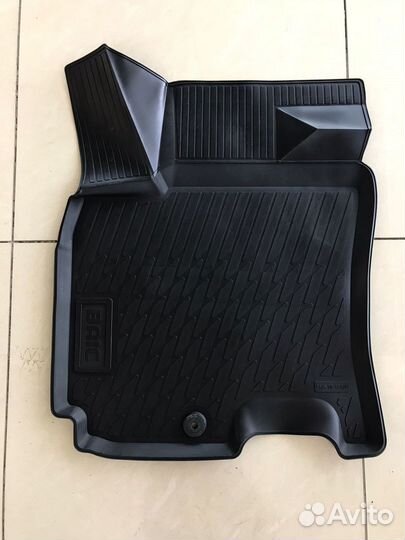 Коврики резиновые baic U5