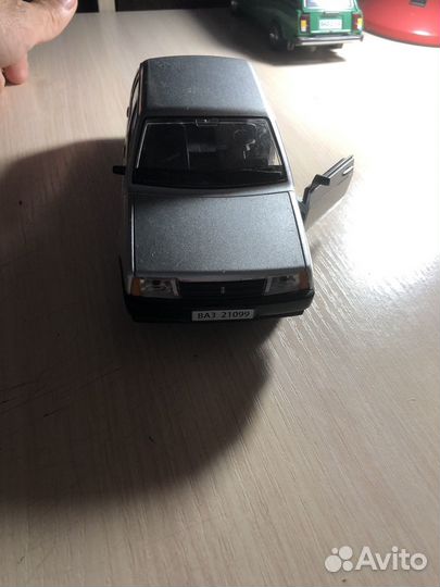 Машинки модельки