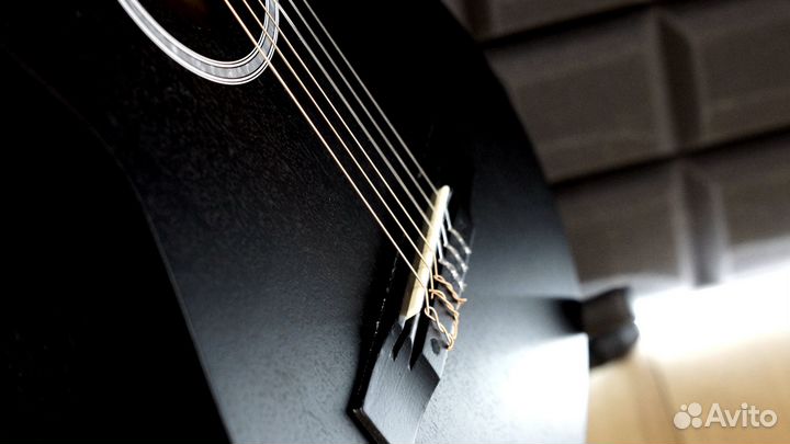 Акустическая гитара новая