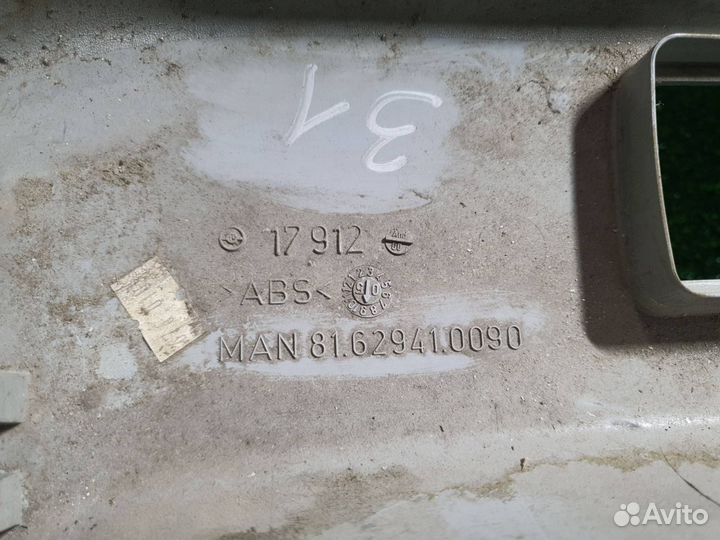 Рамка люка MAN TGA 2005 81629410090