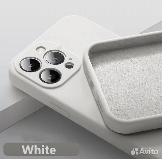 Силиконовый чехол на iPhone 11