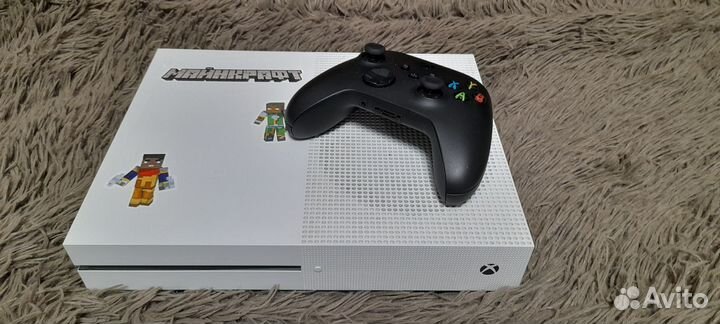 Xbox One s 1tb с играми