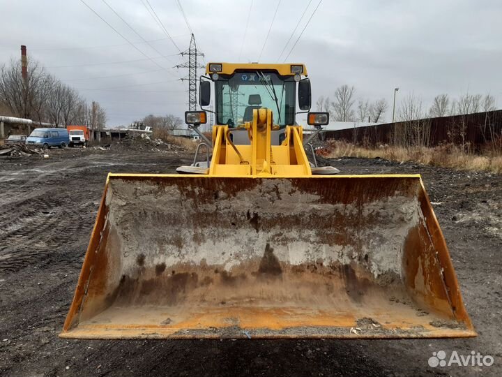 Фронтальный погрузчик XCMG LW300F, 2011