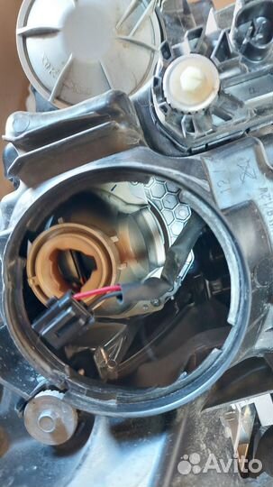 Фары оригинал Тойота Хайлендер 16-19,левая,правая