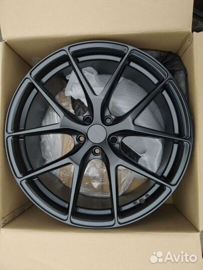 Диски разноширокие на мерседе r19 5x112 новые