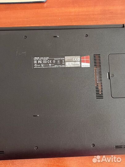 Ноутбук asus