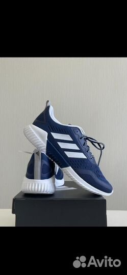 Кроссовки Adidas