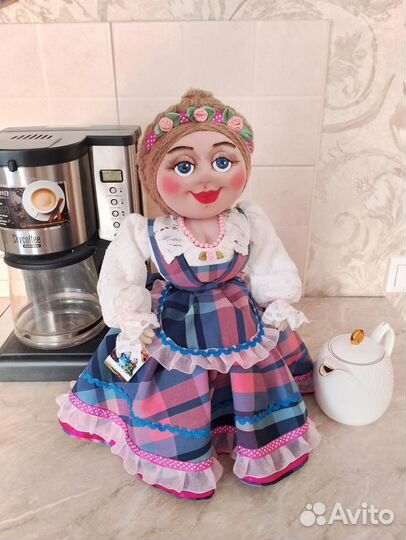 Кукла грелка на чайник