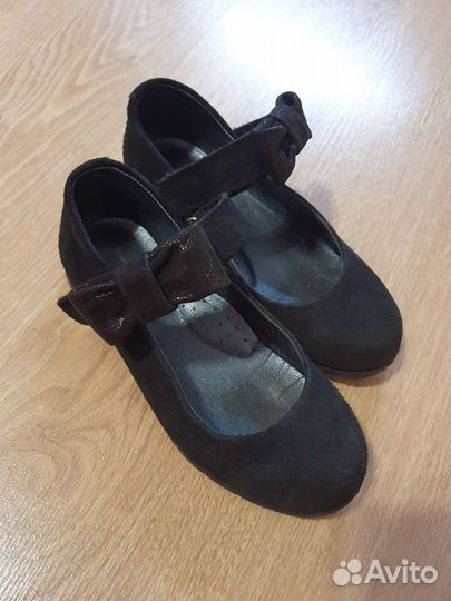 Туфли для девочки школьные
