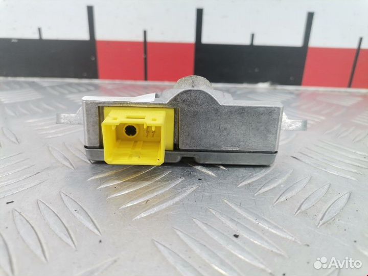 Датчик удара BMW 7 E65/E66/E67 2002 65776970907