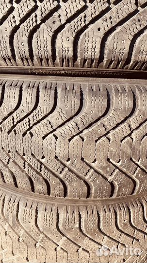 Goodyear UltraGrip 500 255/55 R18 109T