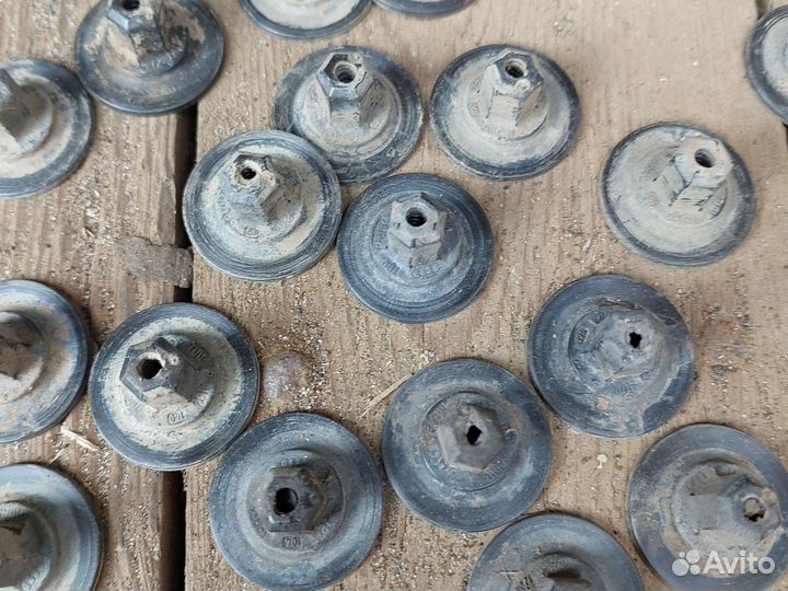 Гайка шестигранная WHT000713