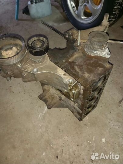 Блок цилиндров golf 3 аее 1.6