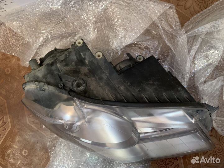 Продам фара правая volkswagen touran