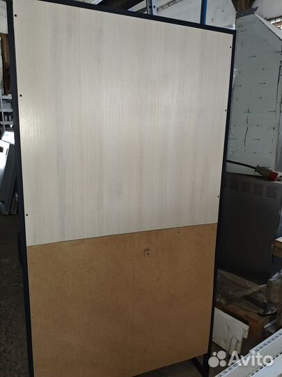 Хлебный стеллаж с ящиками