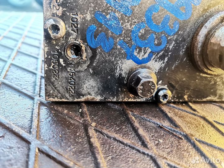 Насос подъема кабины Volvo FH12