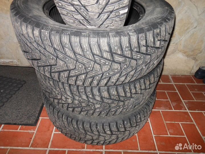 Hankook Winter I'Pike LT RW09 235/65 R17 и 235/65 R17 104T