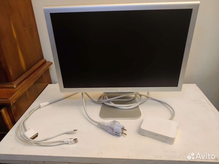 Apple Cinema Display 20