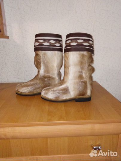 Продам новые унты