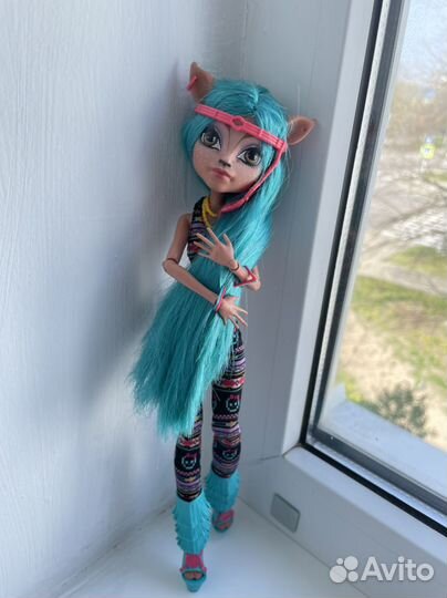 Кукла монстер хай Иси Даунденсер