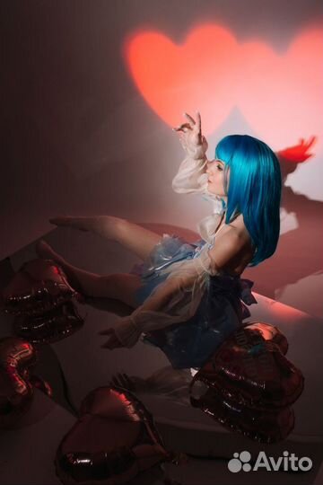 Парик голубой косплей