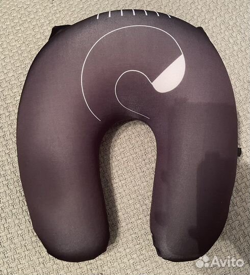Подушка для путешествий