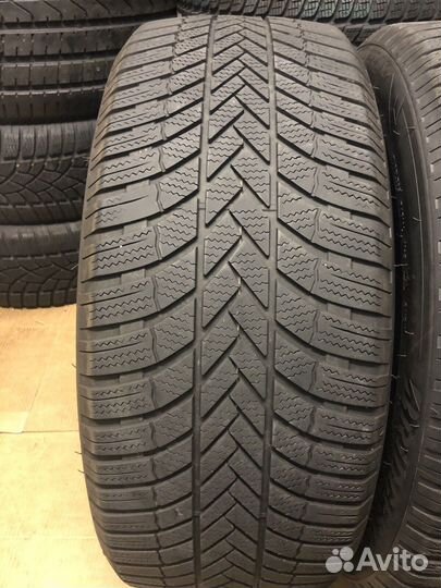 Bridgestone Blizzak LM-005 225/40 R18
