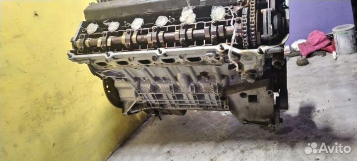 Двигатель BMW3 E462001