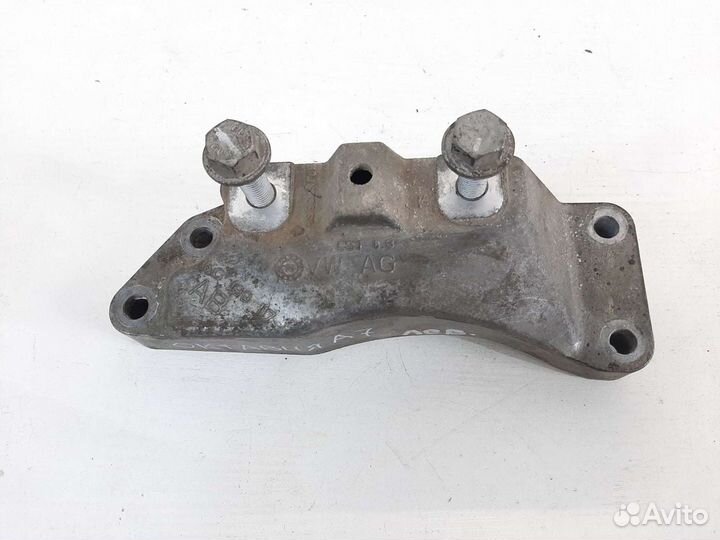 Кронштейн крепления АКПП Шкода Октавия а7