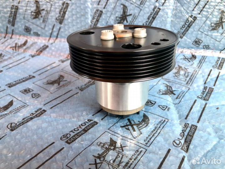 Помпа Porsche Cayenne 2011-2017