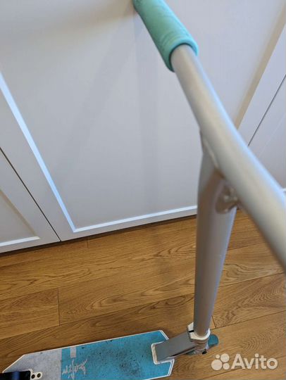 Трюковой самокат tech team zefir