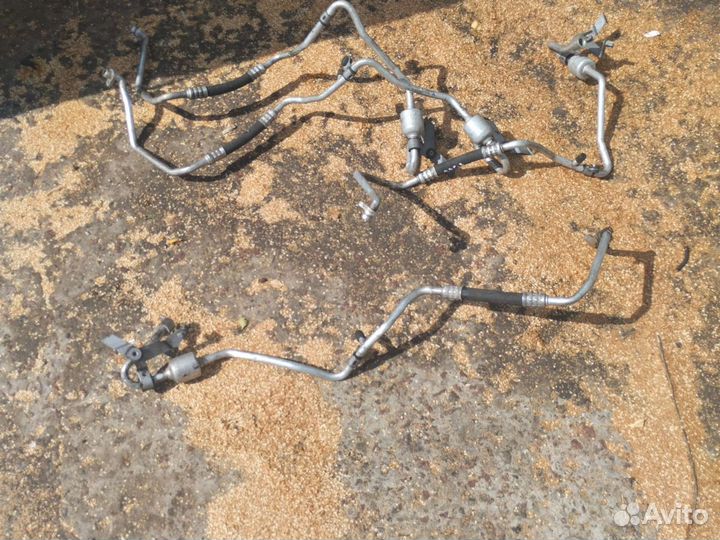 Трубка кондиционера Renault Laguna 3 оригинал