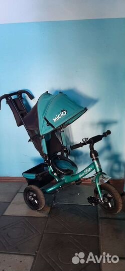 Трехколесный велосипед с родительской ручкой