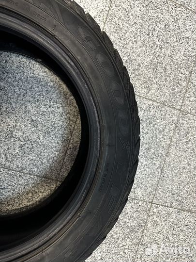 Goodyear UltraGrip Extreme 205/55 R16 91M