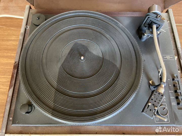 Проигрыватель винила Вега 106 Стерео