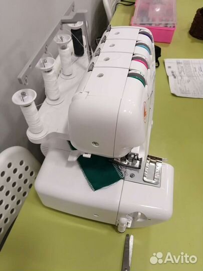 Оверлок чайка 547