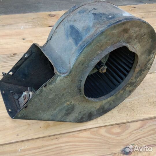 Кронштейн передней балки Ландровер дискавери1,дефе